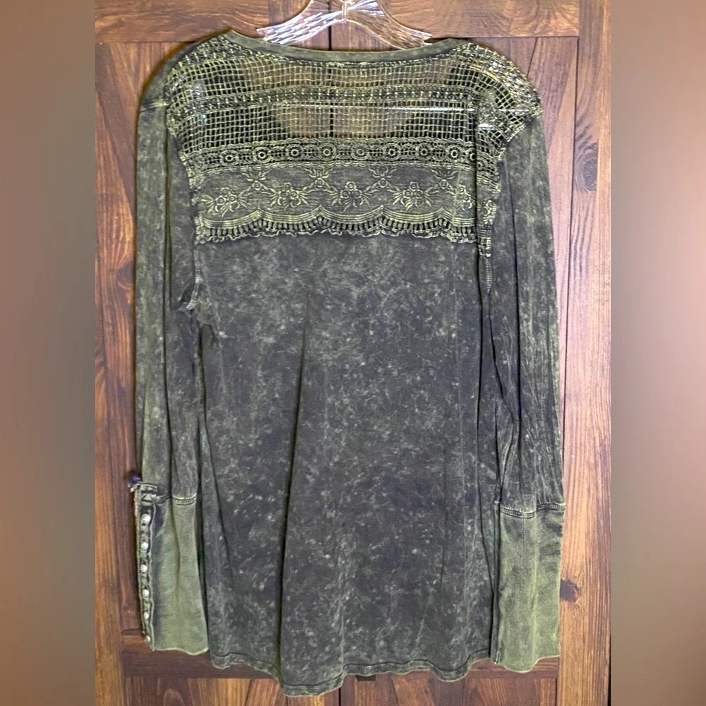 Women's Olive Mineral-Wash Henley Long Sleeve Top - Picture 5 of 7